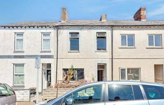 Potential and requiring full renovation in Cardiff photo