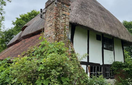 Cottage for renovation in Ashford photo