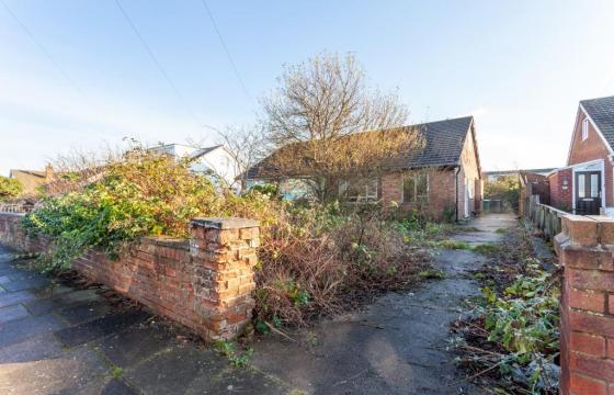 Property for modernisation in Lytham St. Annes photo