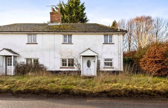 Requiring Refurbishment in Durrington photo