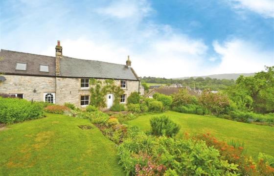 Cottage for modernisation in HOPE VALLEY photo
