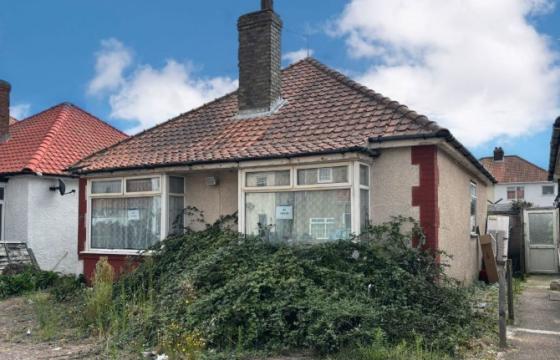 The property requires a program of refurbishment in Clacton-on-Sea photo