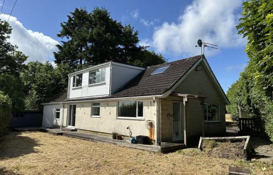 Dormer bungalow requiring modernisation in Radstock photo
