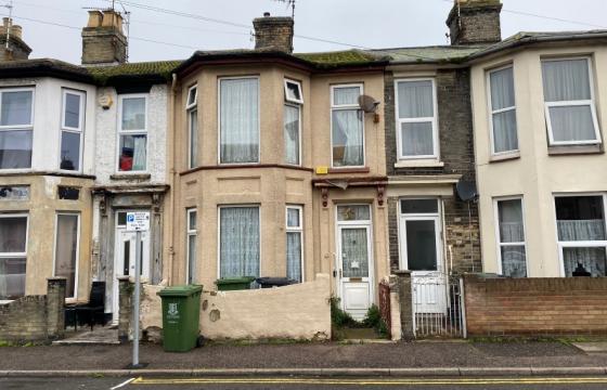 Property for modernisation in Great Yarmouth photo