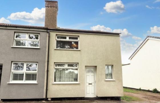 The property requires a program of refurbishment in Nottingham photo