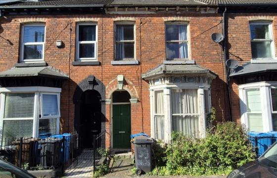House in need of modernisation in Hull photo