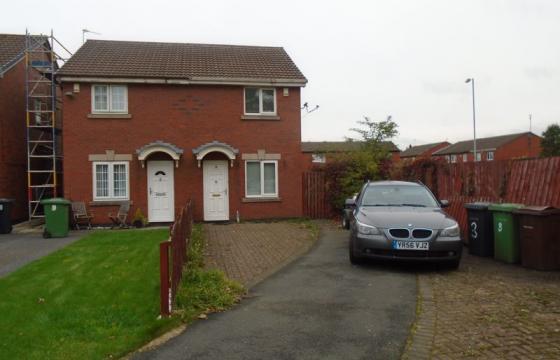 Property for modernisation in Bootle photo
