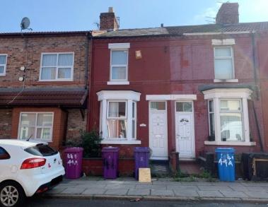 Property for modernisation in Liverpool photo