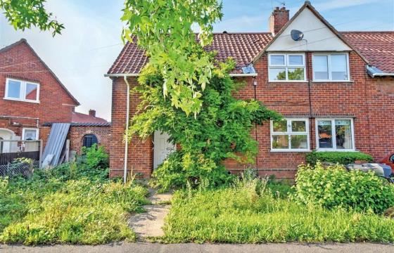 House requiring modernisation in NORWICH photo
