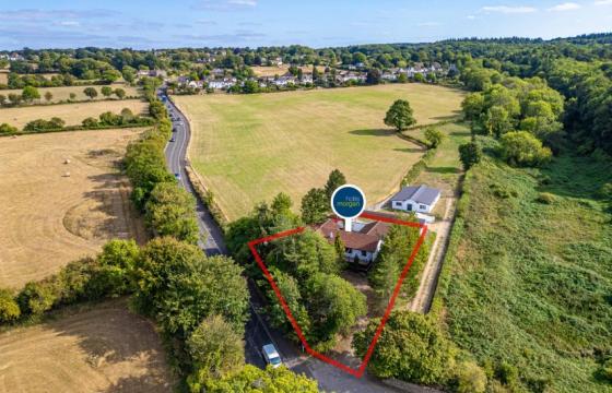 Property now requires updating in Abbots Leigh photo