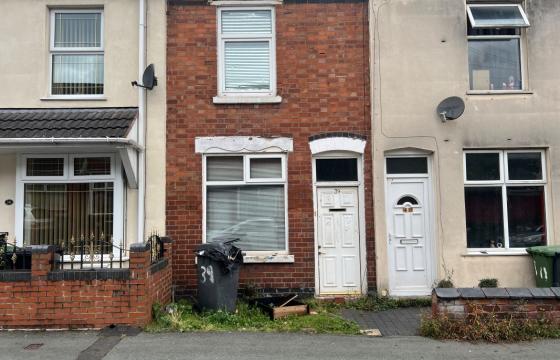 Property in need of modernisation in Wolverhampton photo