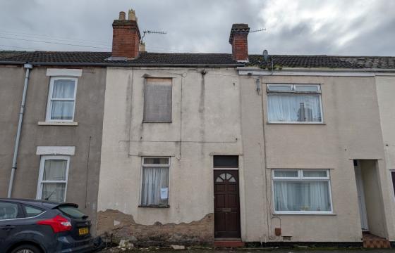House in need of modernisation in Gloucester photo