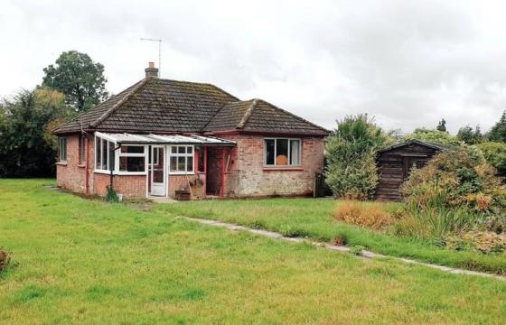 Property for renovation in Great Dunham photo