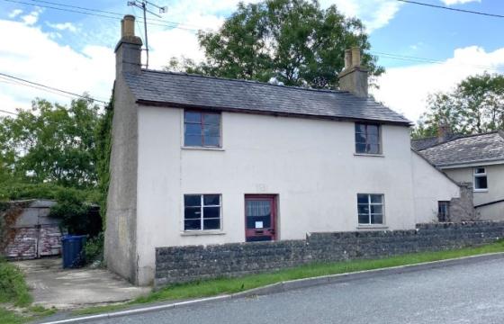 House in Need of Refurbishment in Swindon photo