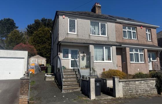 Property for renovation in Plymouth photo