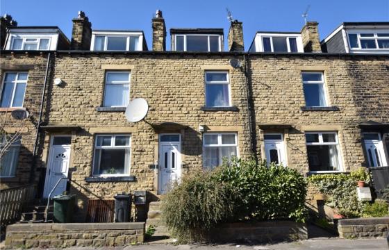 The property does require full renovation in Bradford photo