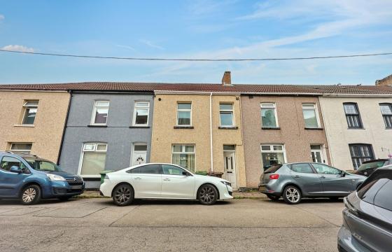 Property offering scope to modernise in Risca photo