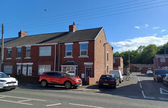 In need of refurbishment and structural damage in Houghton le Spring photo