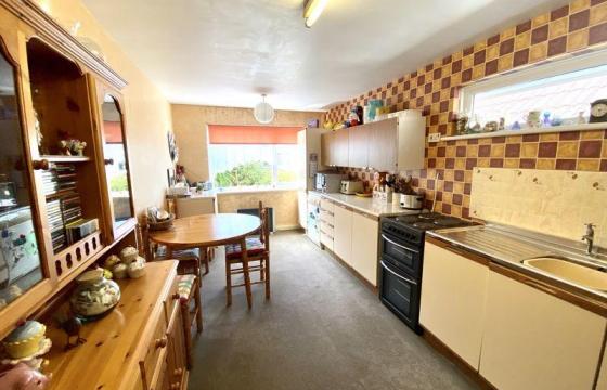 Under Offer, Property for modernisation in St. Columb photo