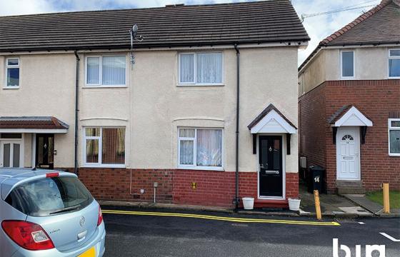 Property for modernisation in Brierley Hill photo