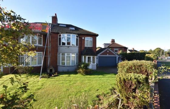 Semi-detached property for refurbishment in Leeds photo