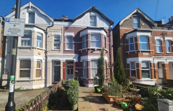 The property requires a program of refurbishment in Streatham photo