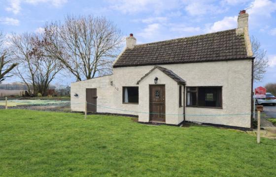 Property for extension in Foston on the Wolds photo