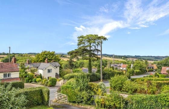 Land for sale in Abberley photo