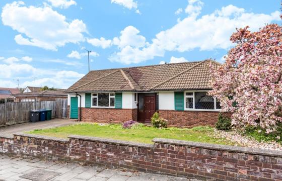 Property for refurbishment in New Barnet photo