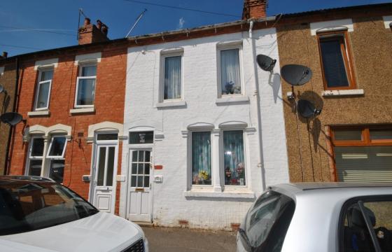 Property for modernisation in Northampton photo