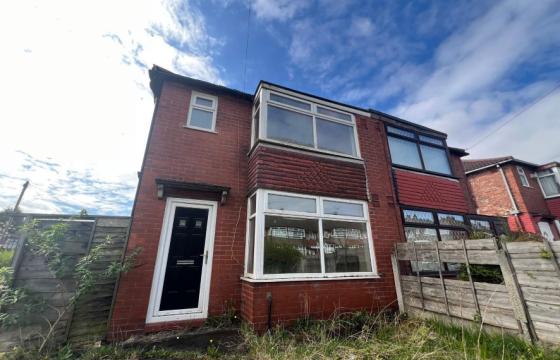 Semi-detached requiring refurbishment in Moston photo