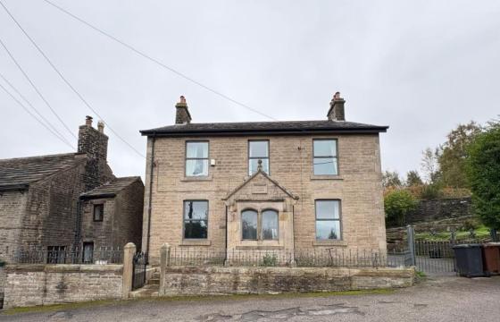 Excellent potential for improvement in Glossop photo