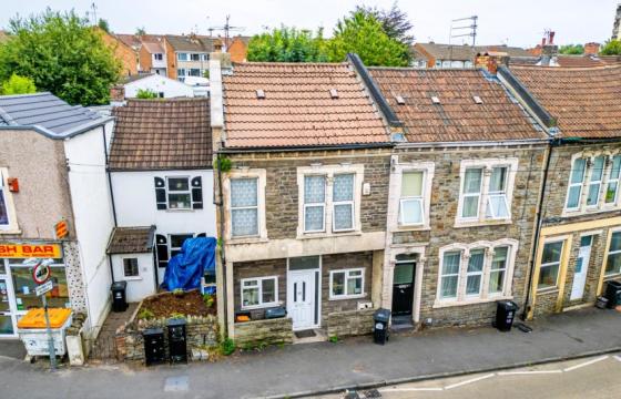 Period property for updating in St George photo