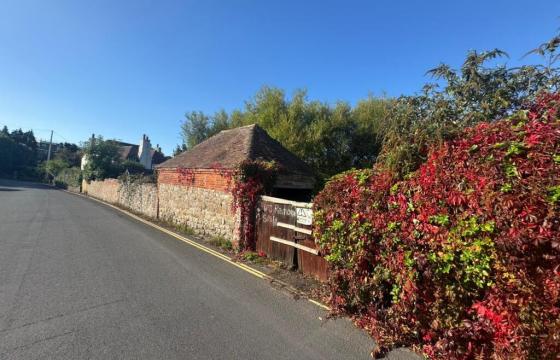 Land for sale in Folkestone photo