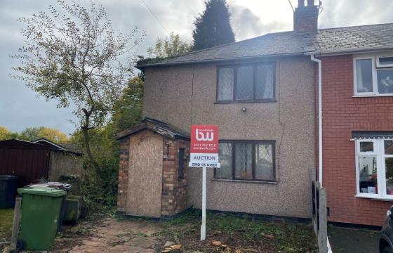 Property in need of renovation in Bedworth photo