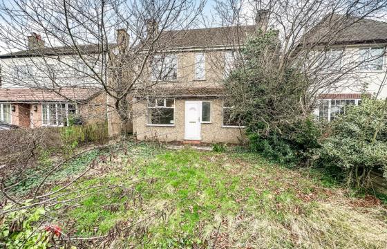 The property requires complete modernisation in Clapham photo