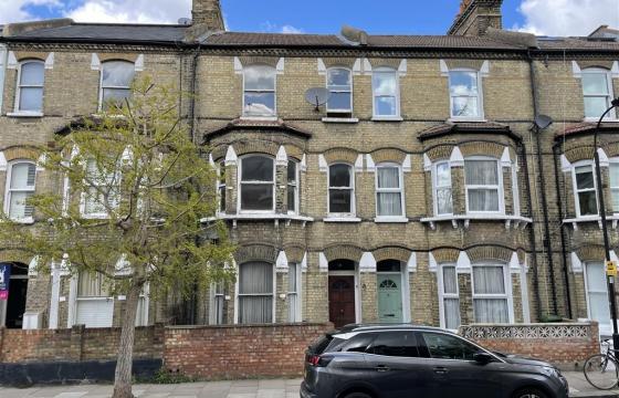 Property for modernisation in LONDON photo