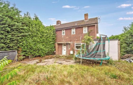 House requiring modernisation in AYLESFORD photo