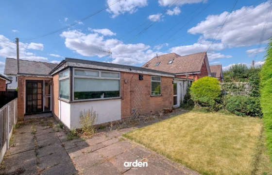 Requiring full renovation in Catshill photo