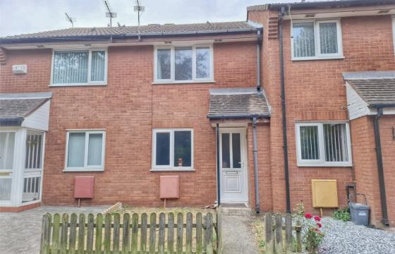House in need of renovation in Wallasey photo
