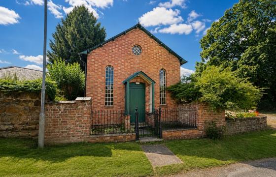 Redevelopment opportunity in Farthingstone photo
