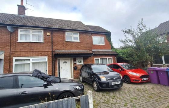 Property for modernisation in Liverpool photo