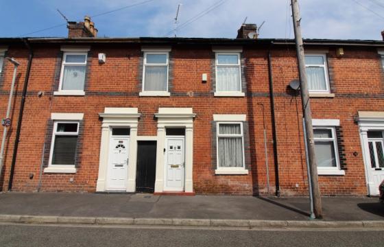 House in need of refurbishment in Preston photo