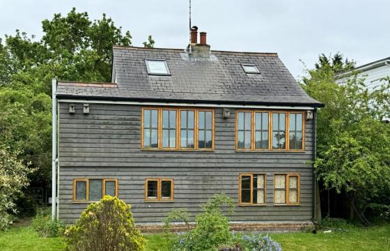 OPPORTUNITY TO RENOVATE OR DEVELOP in Hullbridge photo