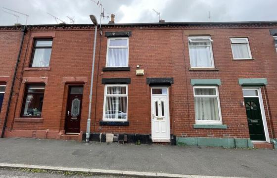 Scheme of refurbishment required in Oldham photo