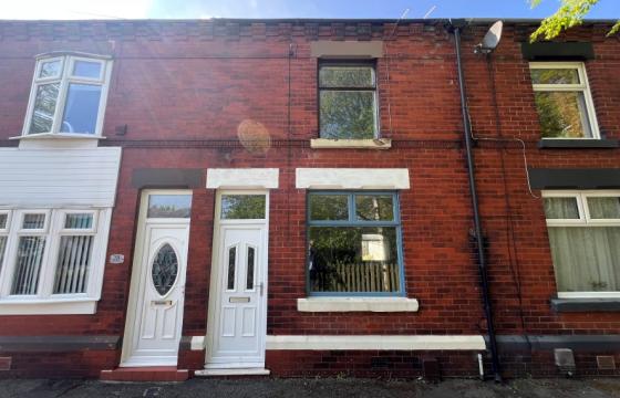 House in Need Of Refurbishment in St. Helens photo