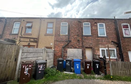Mid-terrace house requiring refurbishment in Manchester photo