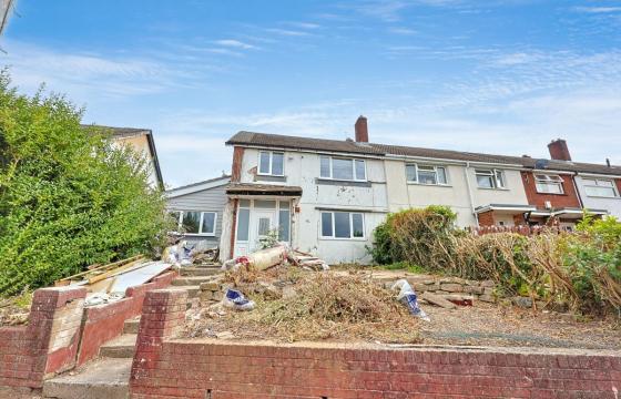 Requiring full renovation in Pontypool photo