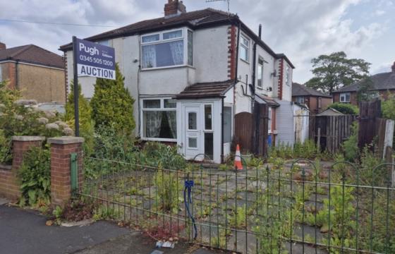 The property requires refurbishment in Bolton photo