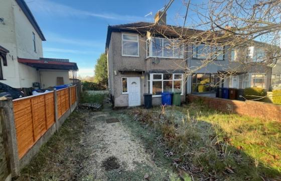 Property which is in need of modernisation in Accrington photo